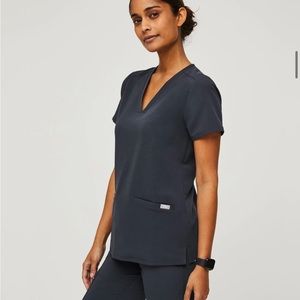 Figs Casma Scrub Top